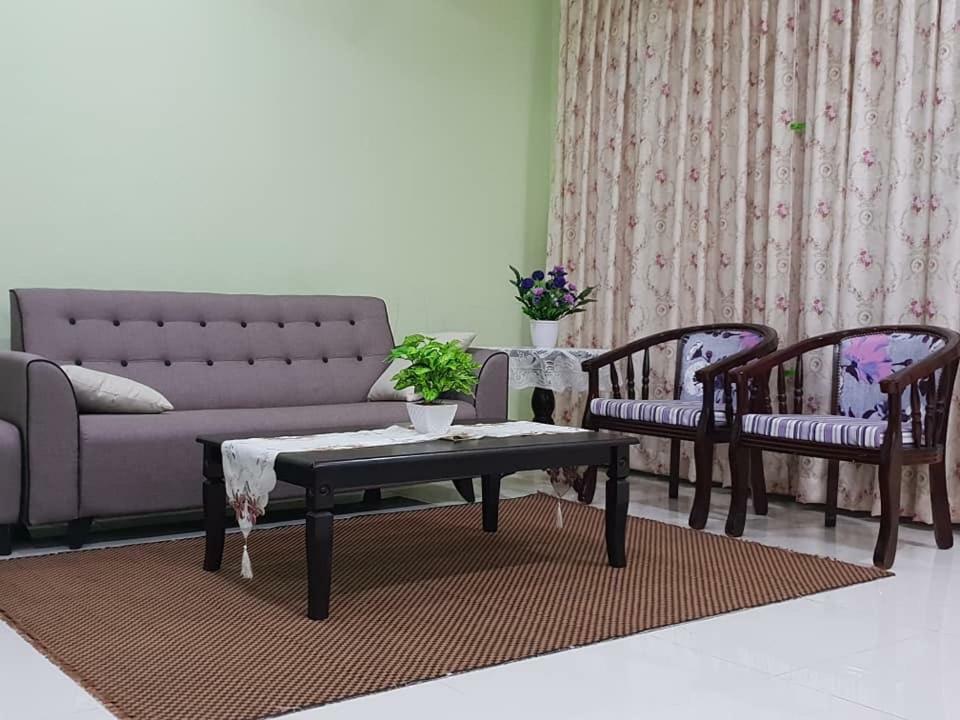 Islamic Homestay 双溪大年 外观 照片